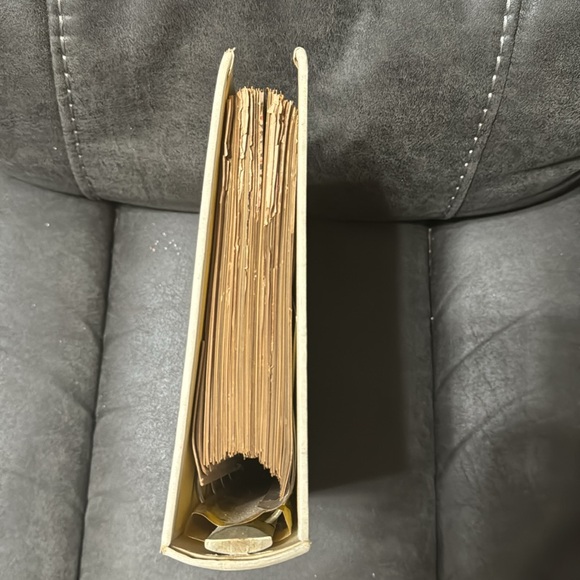 Vintage Better Homes and Gardens Garden Book 1954 - Picture 9 of 11